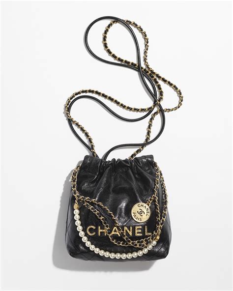 mnii sac chanel|CHANEL 22 Mini Handbag.